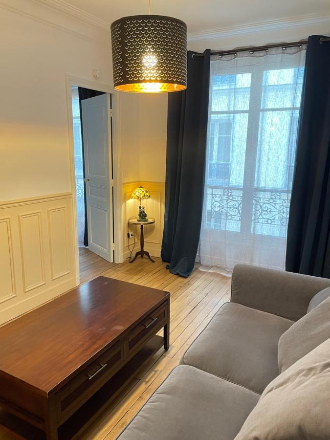Joli Appartement Haussmannien 1900 Belle Epoque Париж Экстерьер фото